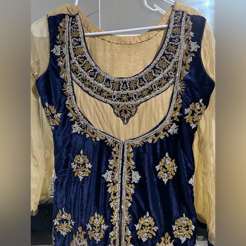 Pakistani fashion maxi dresses